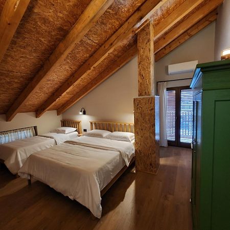 Guesthouse Te Avllia Kelcyre Dış mekan fotoğraf