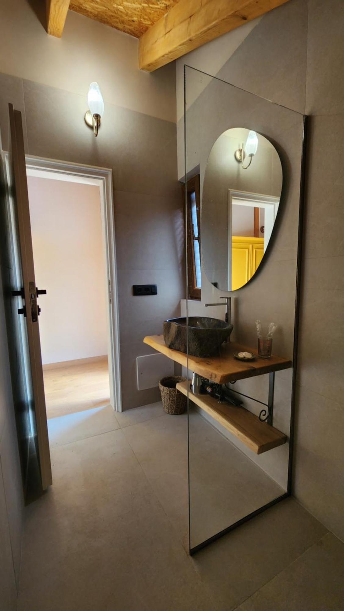 Guesthouse Te Avllia Kelcyre Dış mekan fotoğraf
