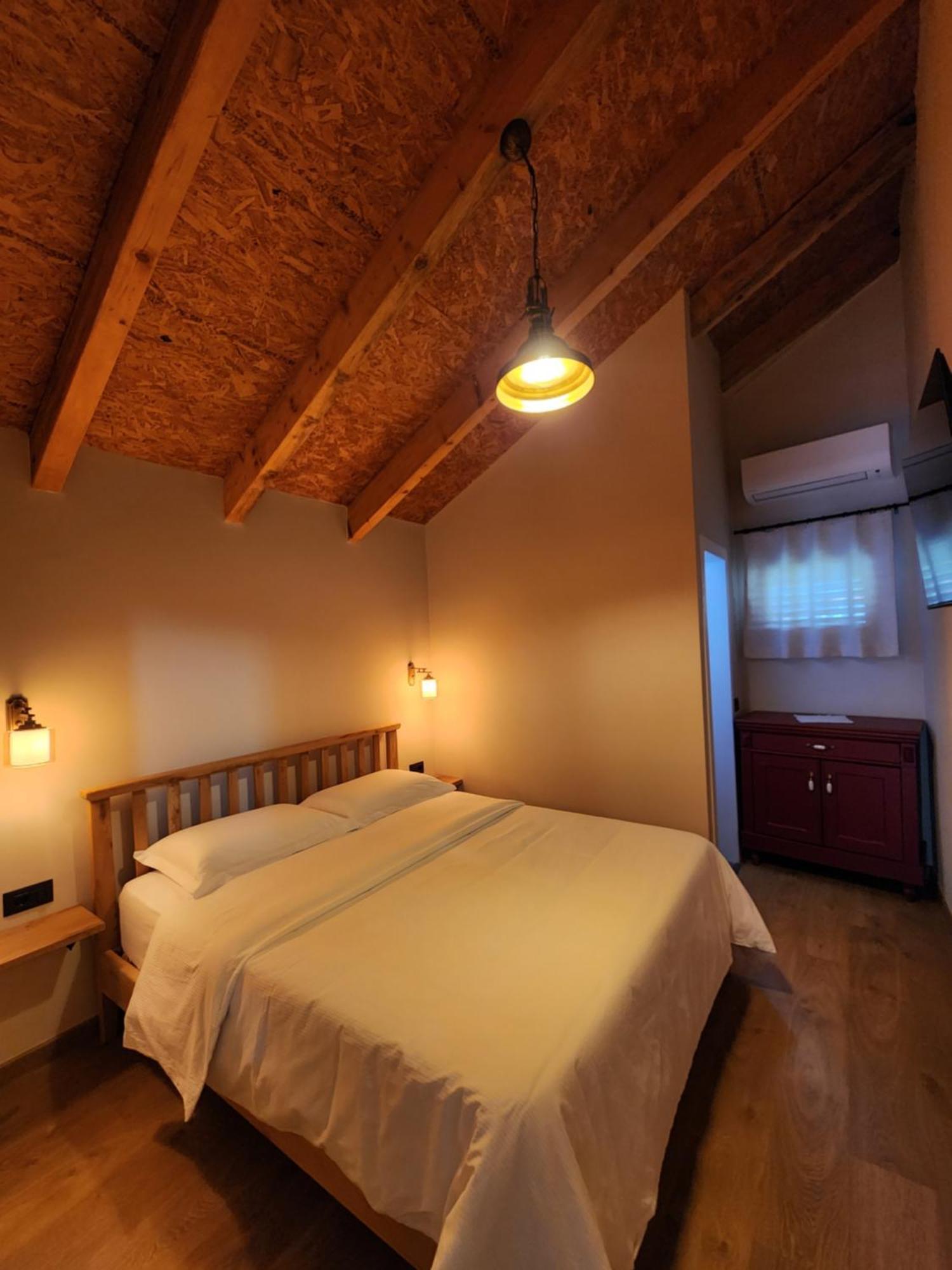 Guesthouse Te Avllia Kelcyre Dış mekan fotoğraf